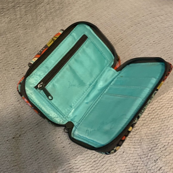 Vera Bradley Smart Phone Wristlet - Picture 2 of 2